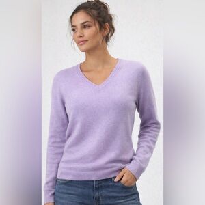 Charter Club Luxury Cashmere Sweater Lavender V-Neck Long Sleeve Classic, Med